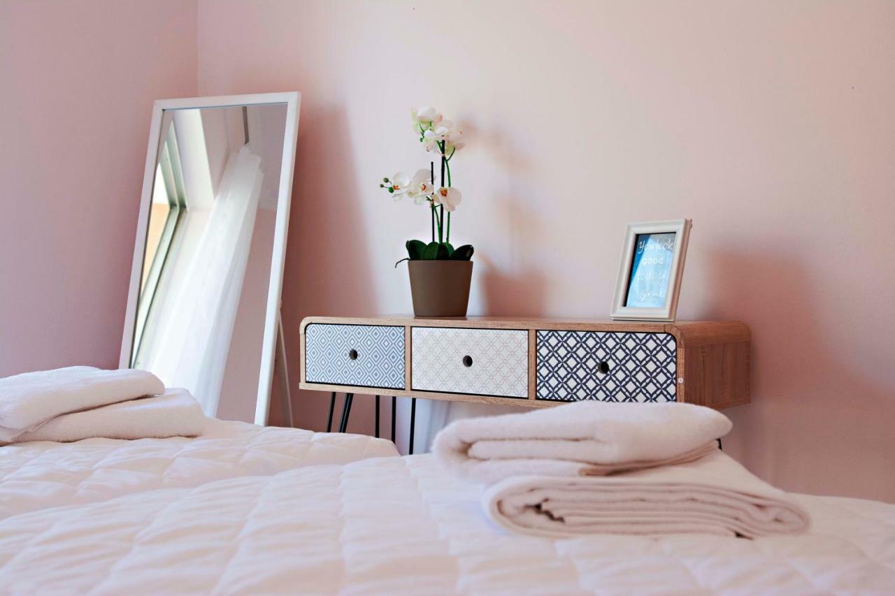 T8 Apartment On The Beach Беницес Екстериор снимка