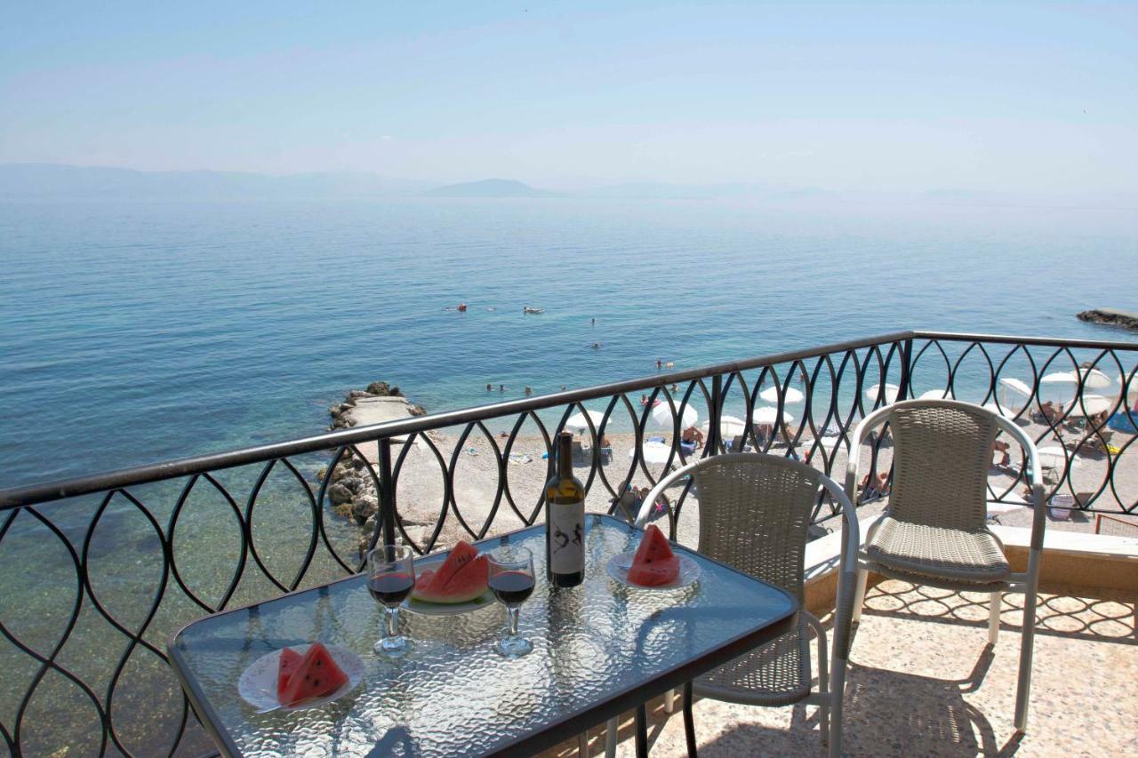 T8 Apartment On The Beach Беницес Екстериор снимка