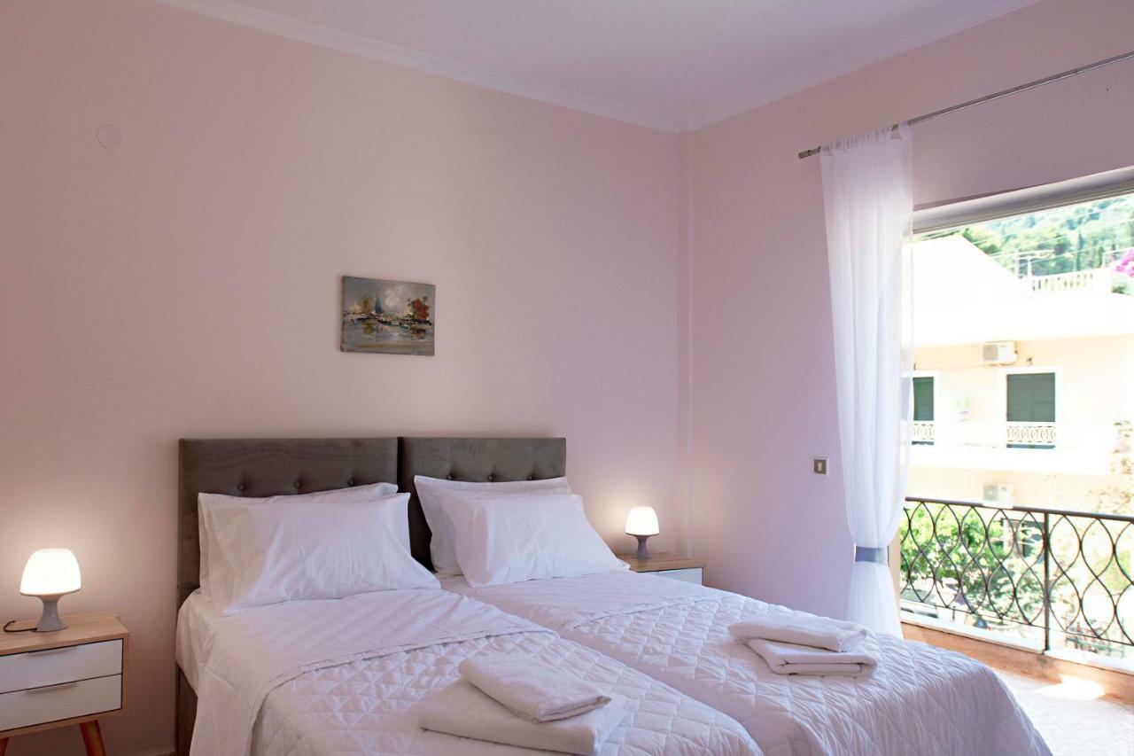 T8 Apartment On The Beach Беницес Екстериор снимка
