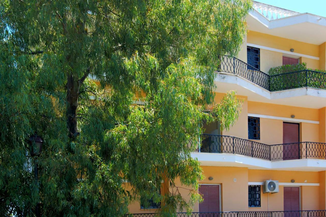 T8 Apartment On The Beach Беницес Екстериор снимка