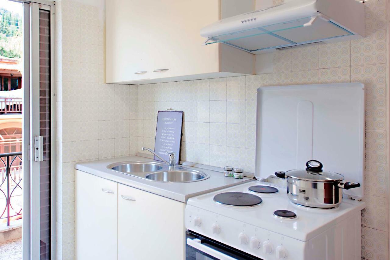 T8 Apartment On The Beach Беницес Екстериор снимка
