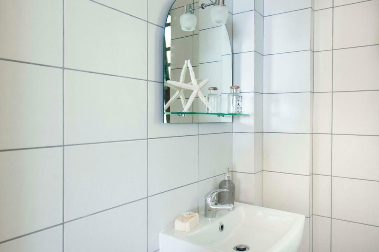 T8 Apartment On The Beach Беницес Екстериор снимка