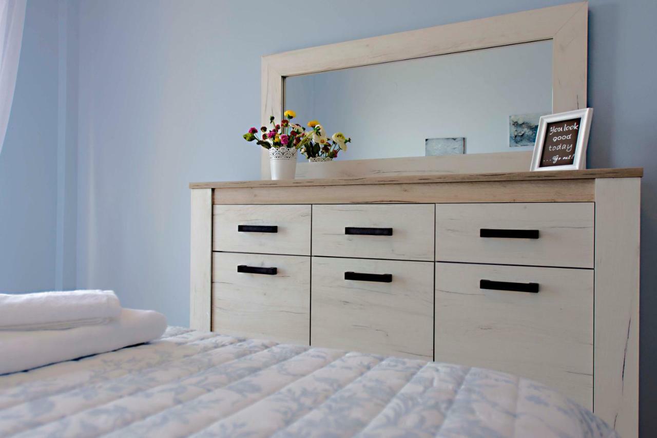 T8 Apartment On The Beach Беницес Екстериор снимка